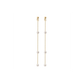 Boucles d'oreilles Claverin en or jaune 18 carats avec chaînes forçat et perles de culture blanches asymétriques
