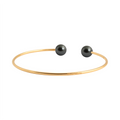 Bracelet jonc Claverin souple en or jaune 18 carats avec deux perles noires élégantes de la collection Pure